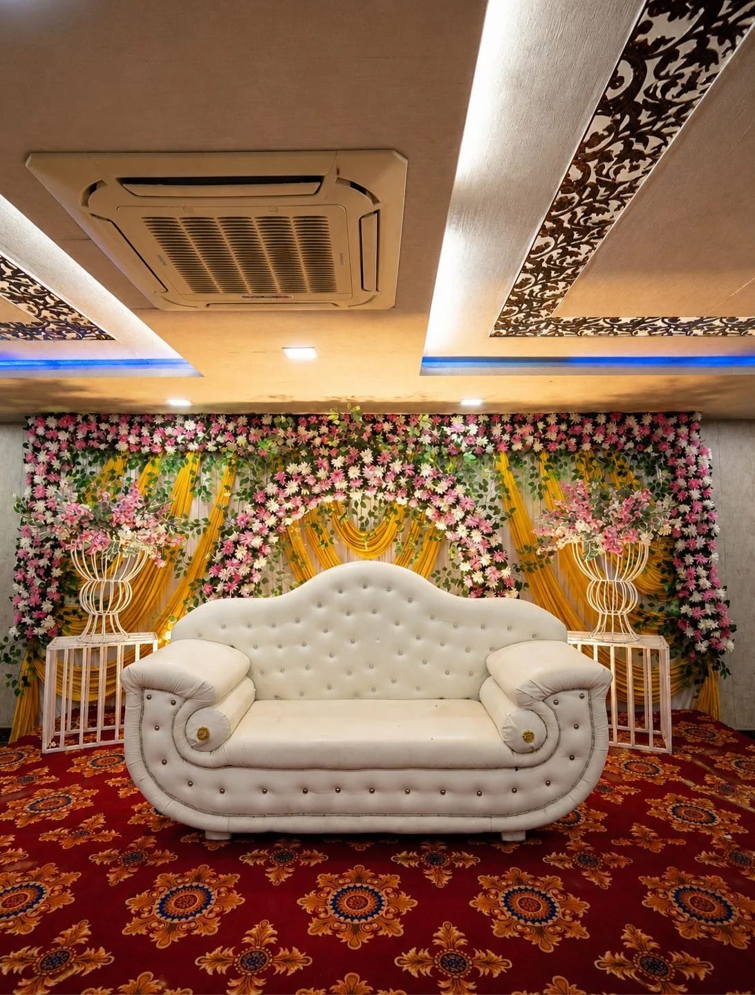 Hotel HYFA — banquet stage