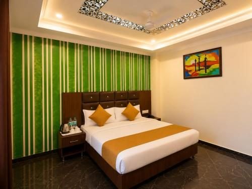 Hotel HYFA — room interior